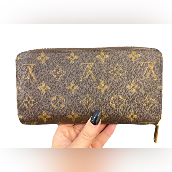 Louis Vuitton Artsy MM & LV Wallet included 🥰 - Picture 5 of 8